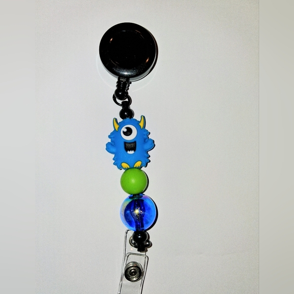 Other - 🤩 RETRACTABLE ID BADGE REELS